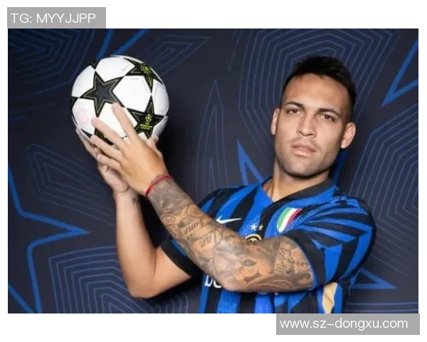 足球巨星比赛中惨遭恶意侵犯引发裁判争议与球迷强烈讨论